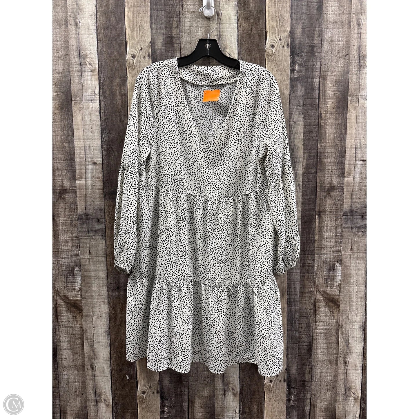 Dress Casual Short By Cmf In Animal Print, Size: S