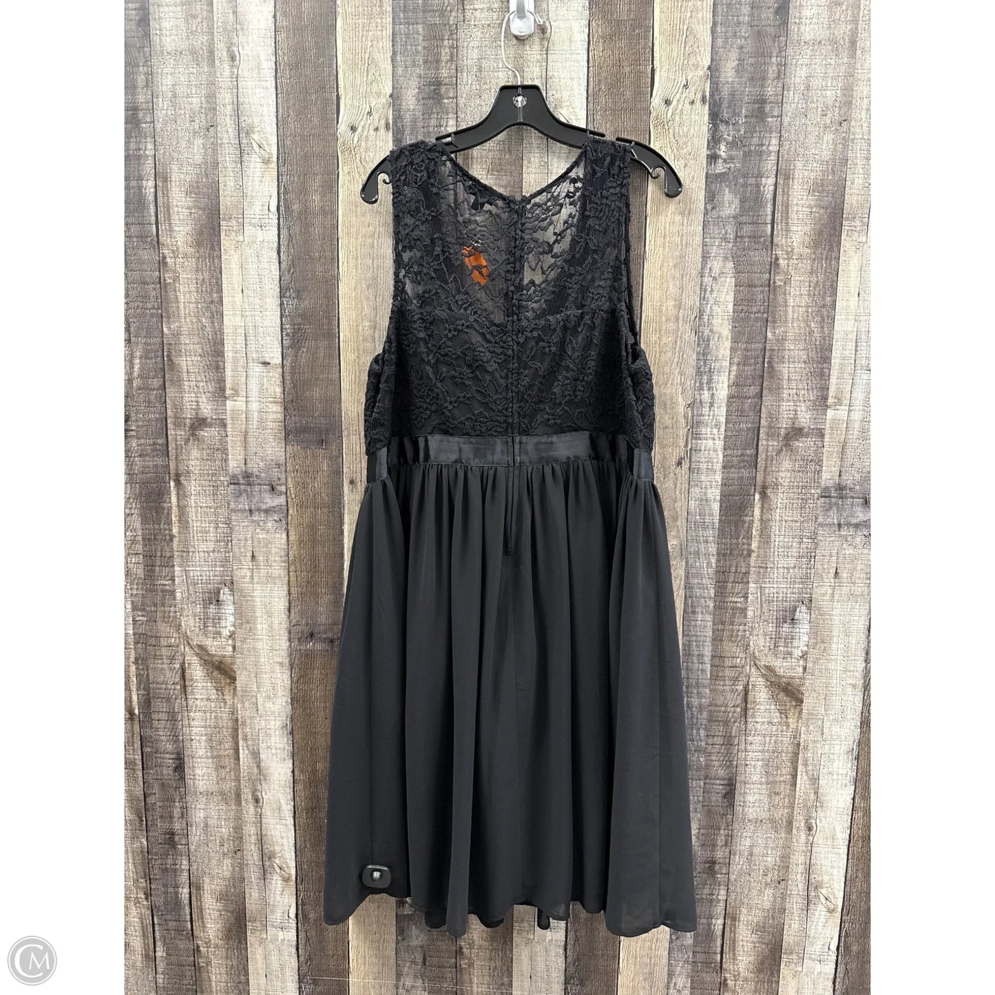Dress Casual Short By Torrid In Black, Size: Xl