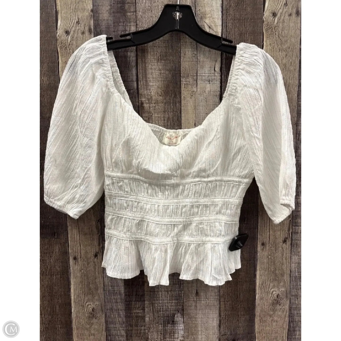 Top Short Sleeve By Allie Rose In White, Size: S