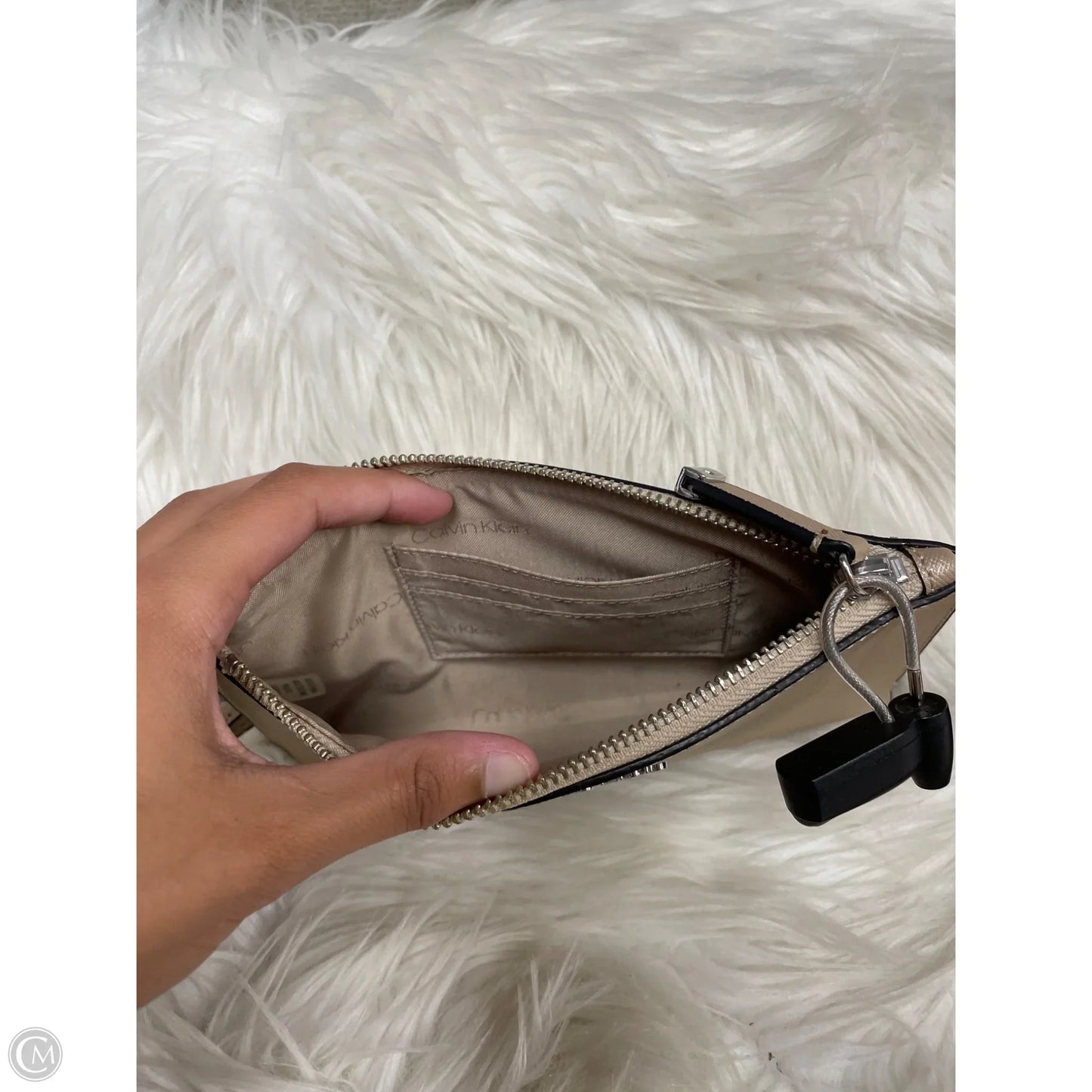 Wristlet By Calvin Klein, Size: Medium