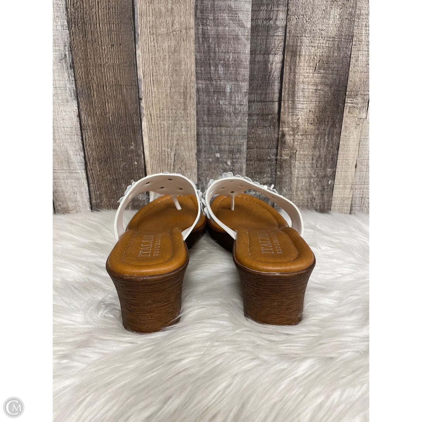 Sandals Heels Wedge By Italian Shoemakers In White, Size: 10