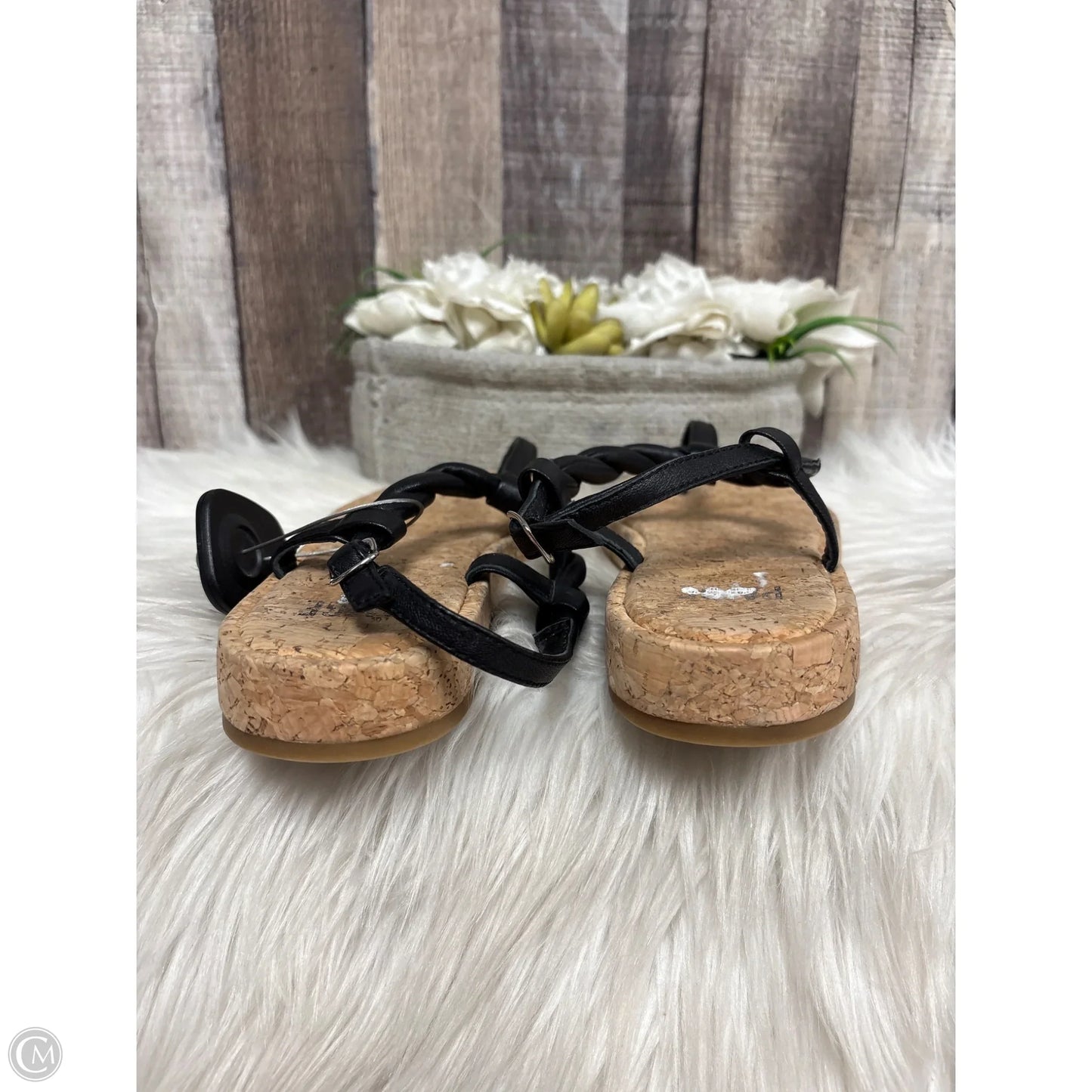 Sandals Flats By Paige In Tan, Size: 7.5