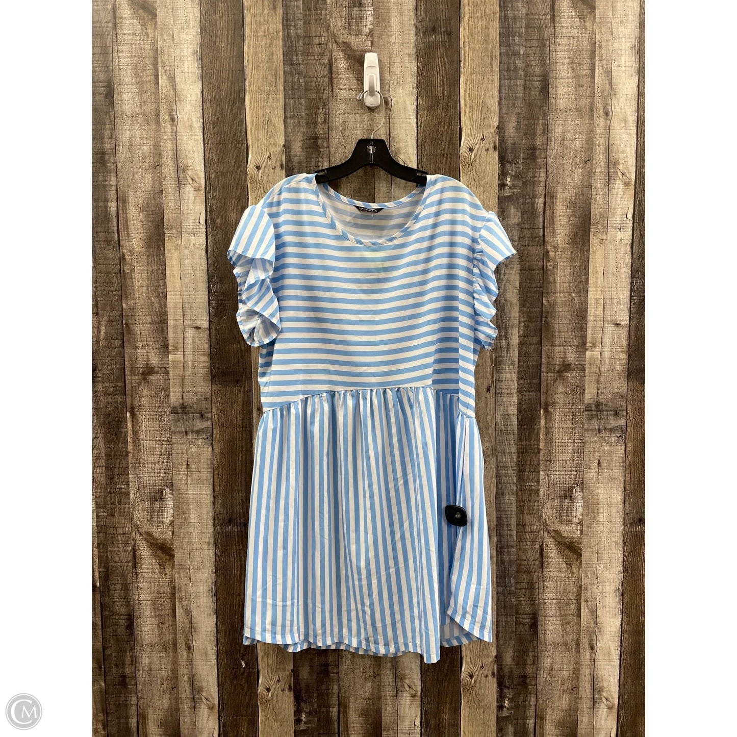 Dress Casual Short By Shein In Striped Pattern, Size: 1x