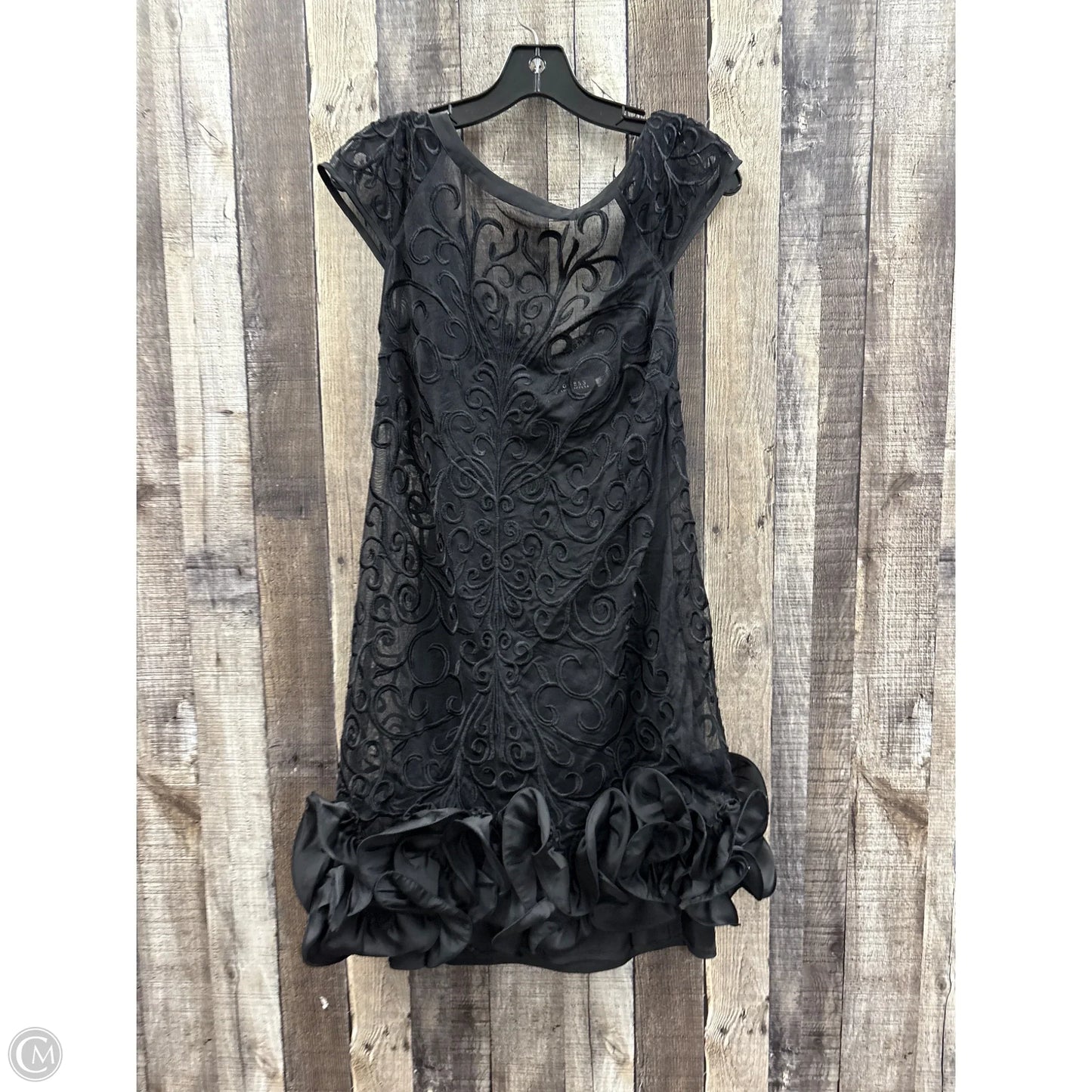 Dress Casual Short By Guess In Black, Size: S