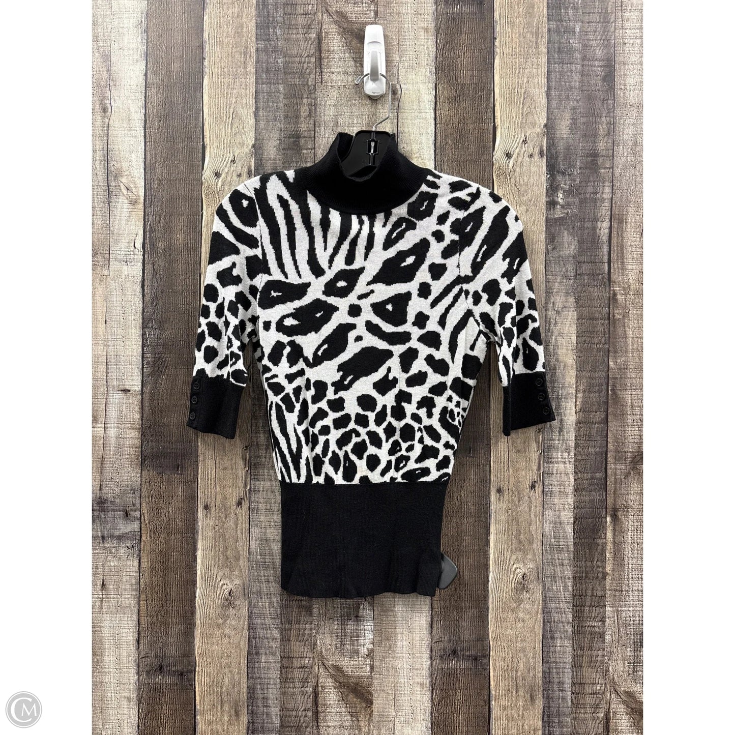 Sweater Short Sleeve By Express In Animal Print, Size: Xs