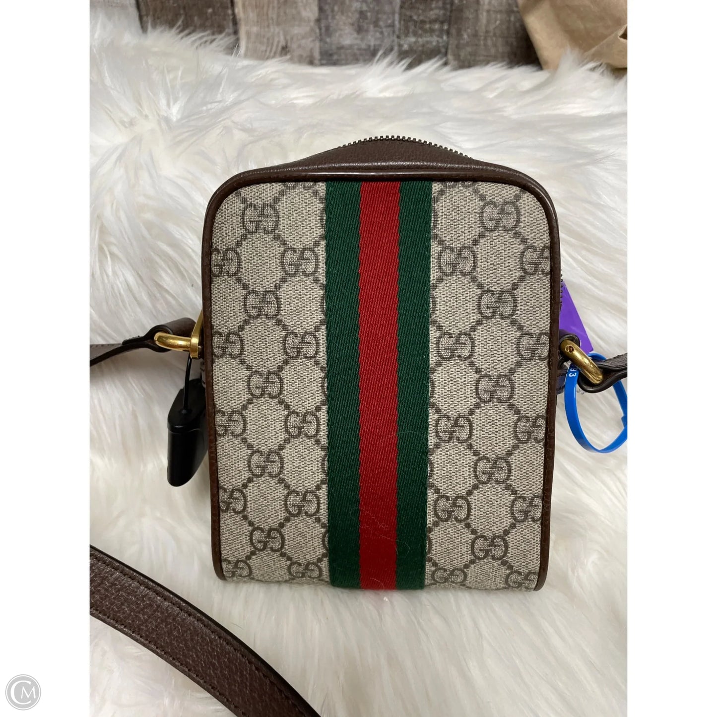 Crossbody Luxury Designer By Gucci, Size: Small