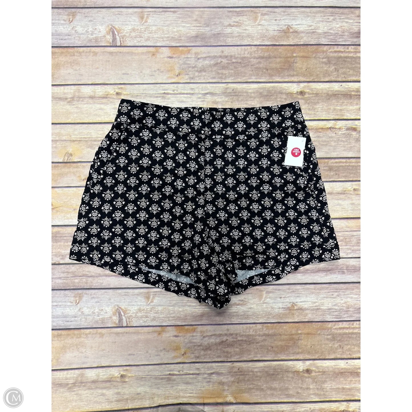 Shorts By Old Navy In Black & White, Size: M