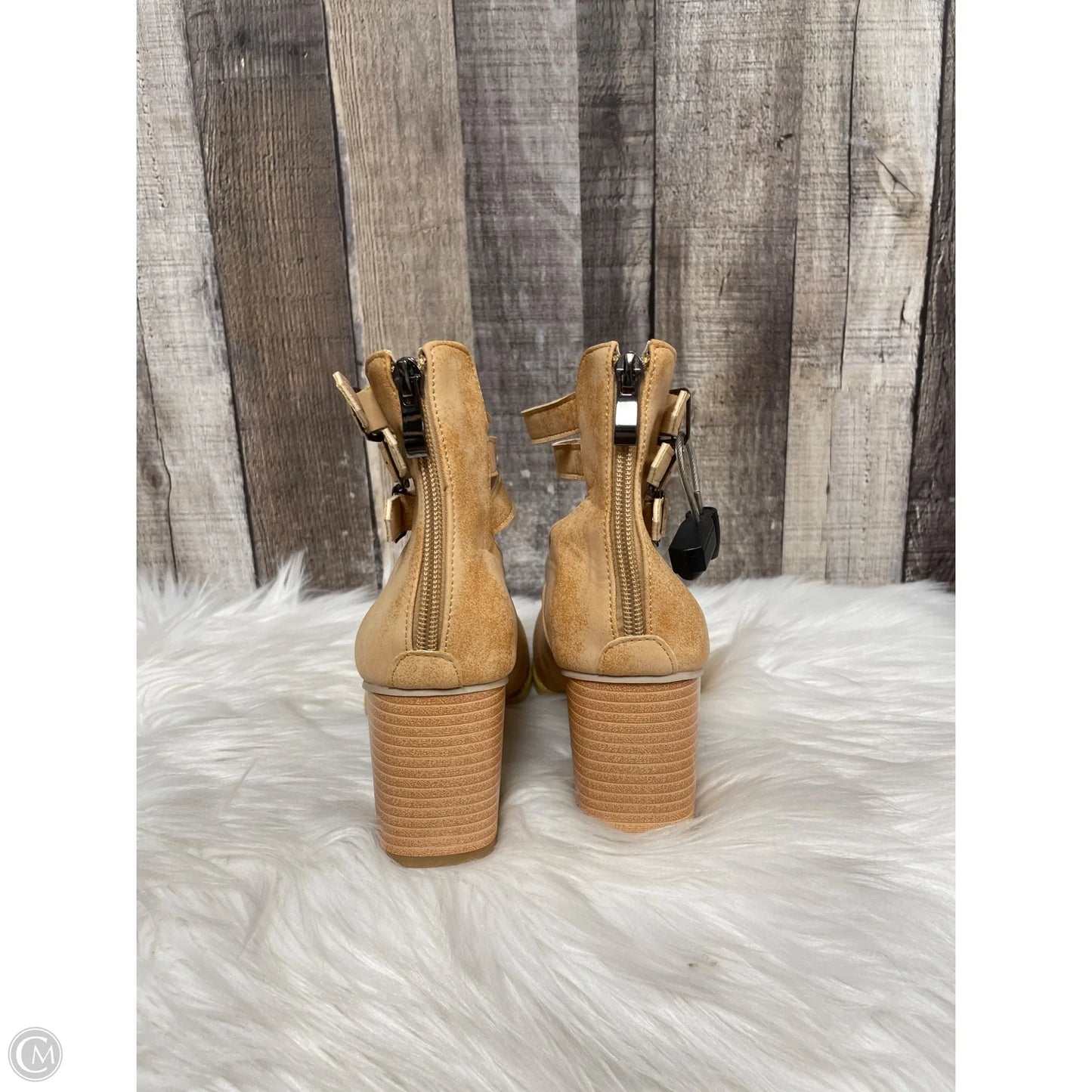 Shoes Heels Block By Cmf In Tan, Size: 7