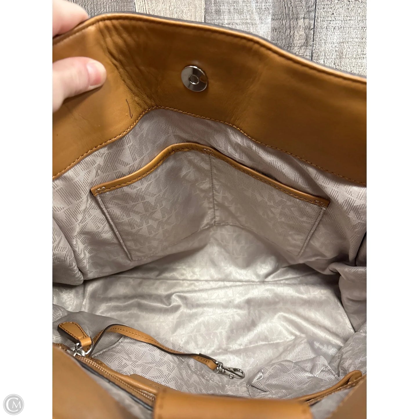 Handbag Designer By Michael Kors, Size: Large