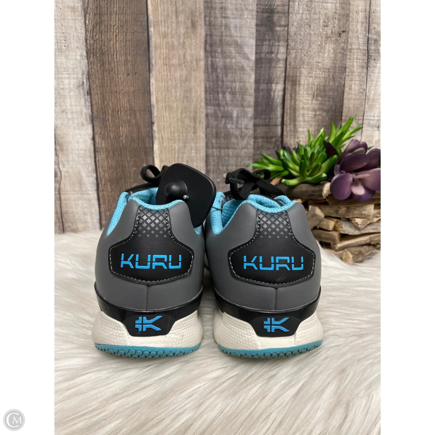 Shoes Athletic By Clothes Mentor In Grey, Size: 8.5