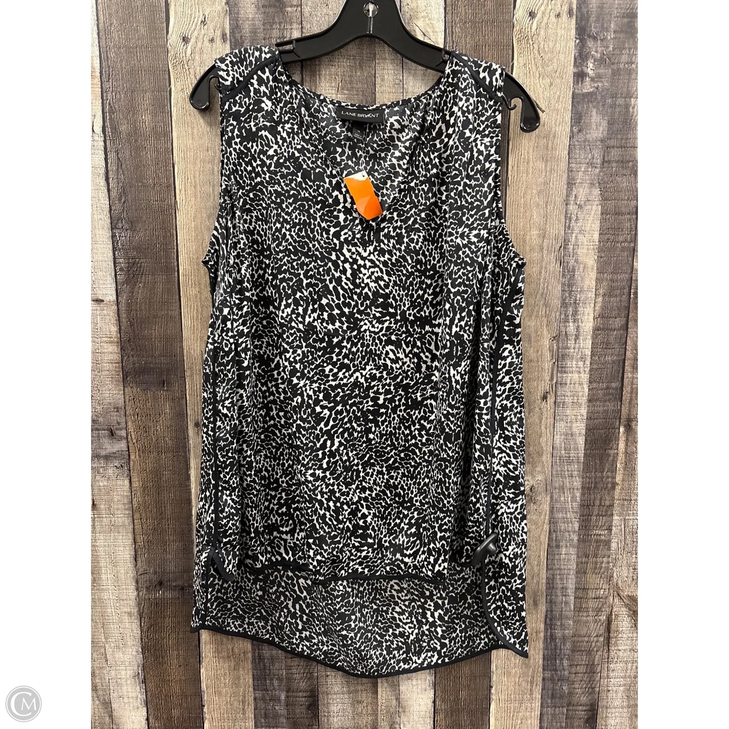 Top Sleeveless By Lane Bryant In Black & White, Size: L