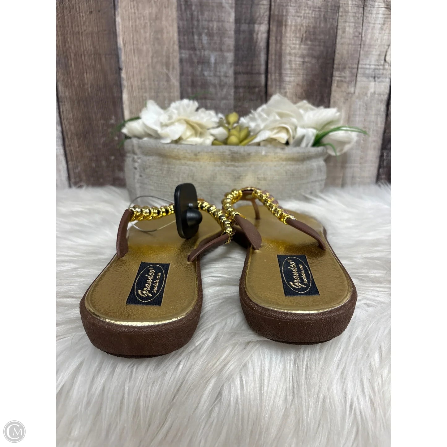 Shoes Flats By Cme In Gold, Size: 6