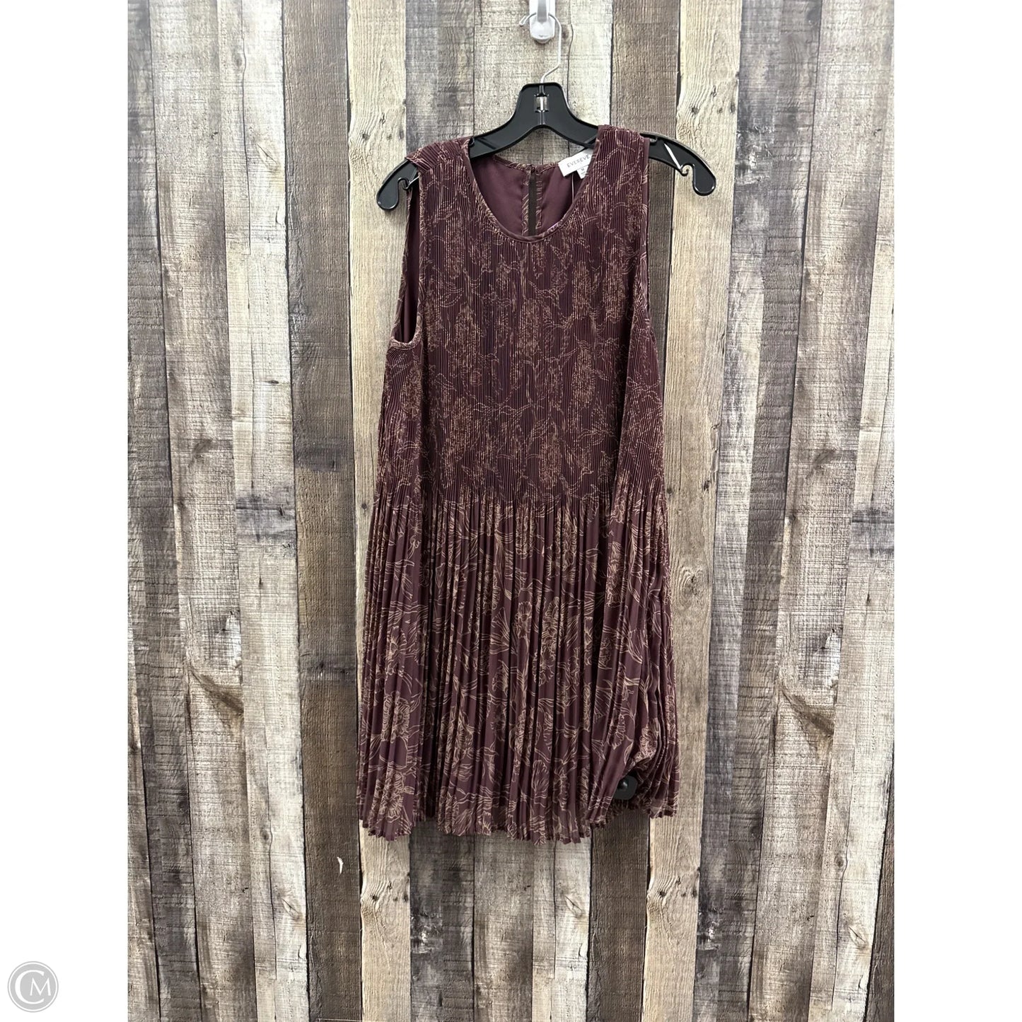 Dress Casual Short By Evereve In Maroon, Size: M
