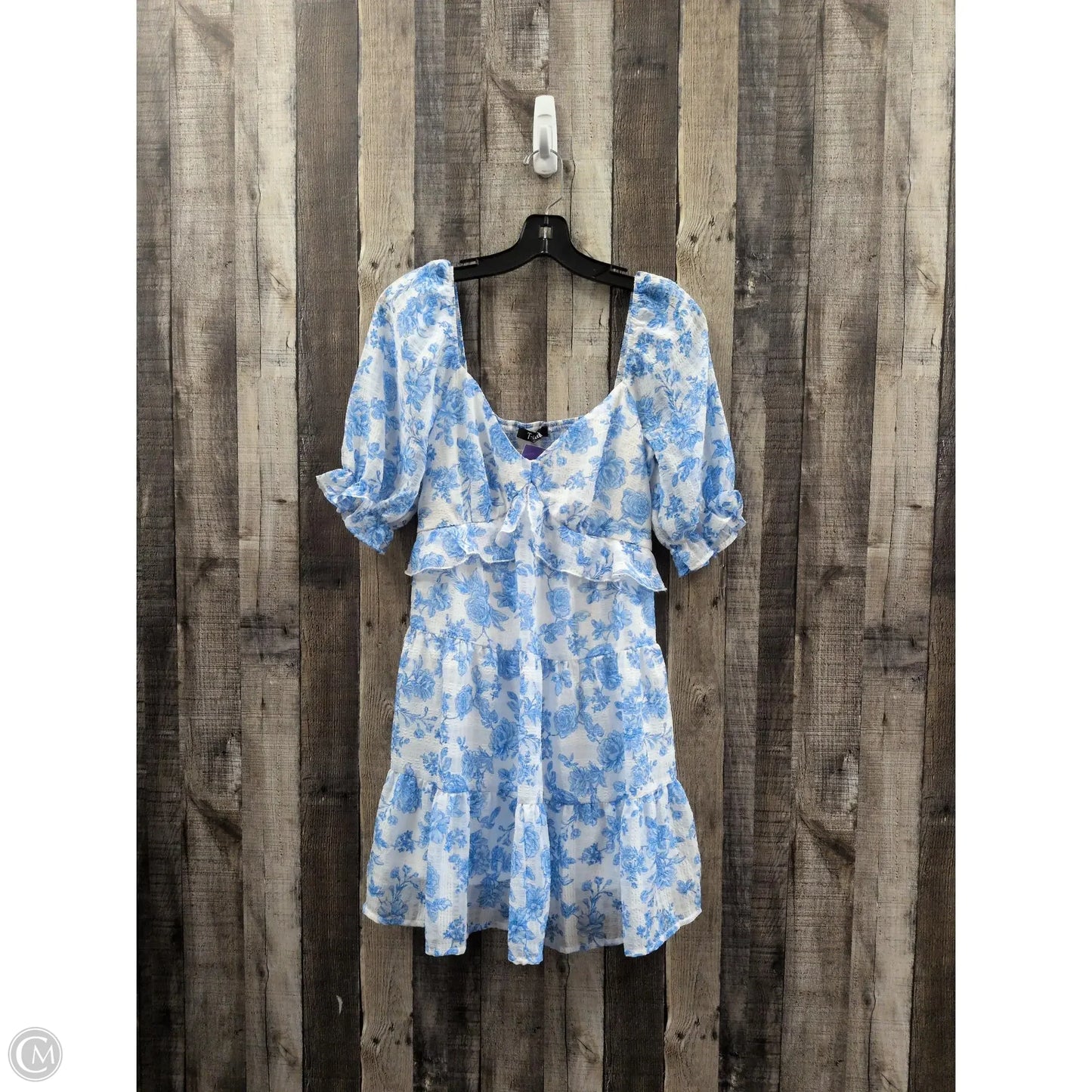Dress Casual Short By Trixxi In Blue & White, Size: M