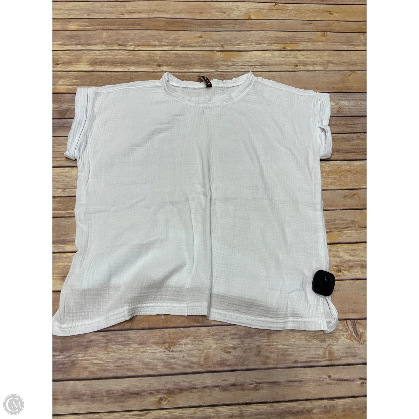Top Short Sleeve By Zenana In White, Size: S