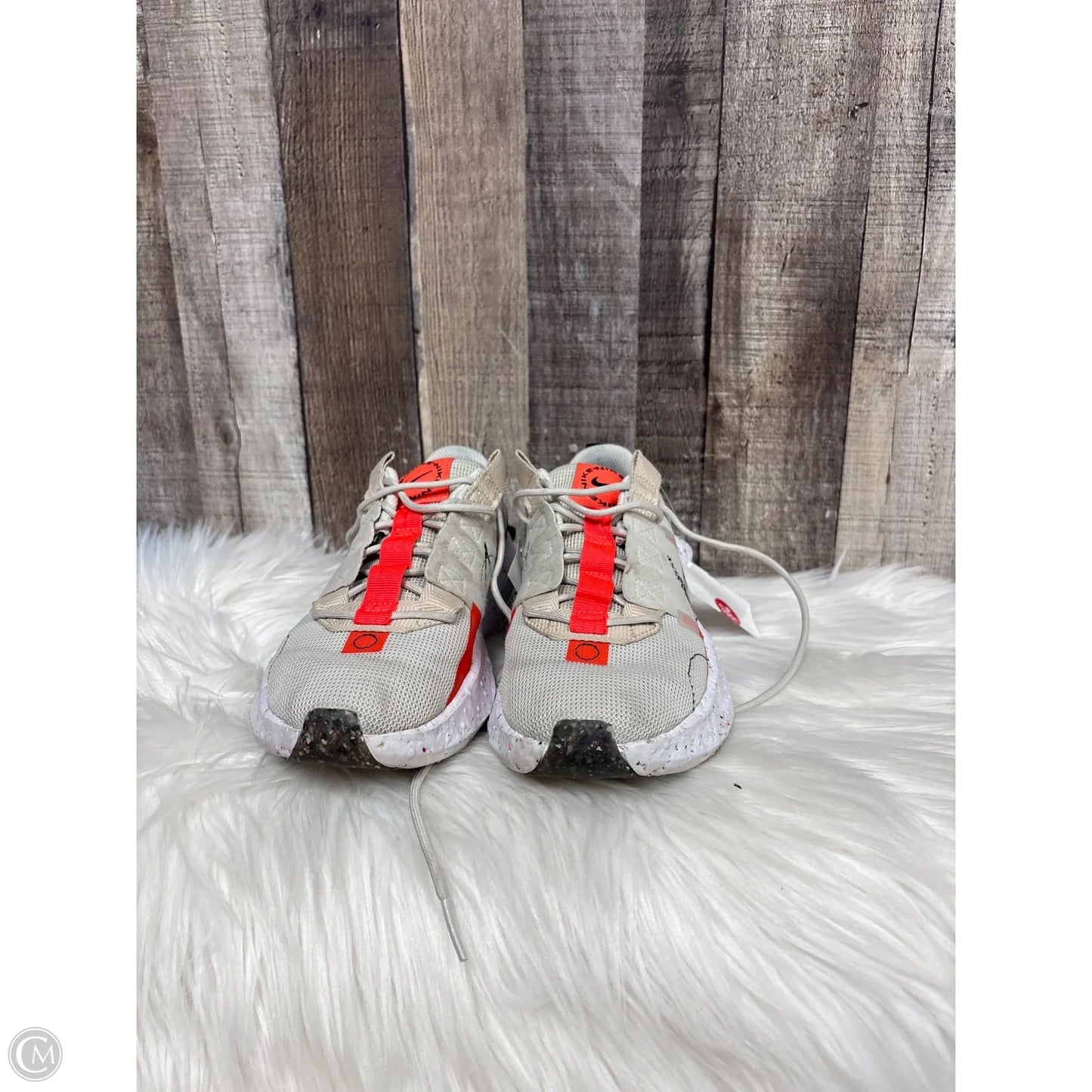 Shoes Athletic By Nike In Beige, Size: 7.5
