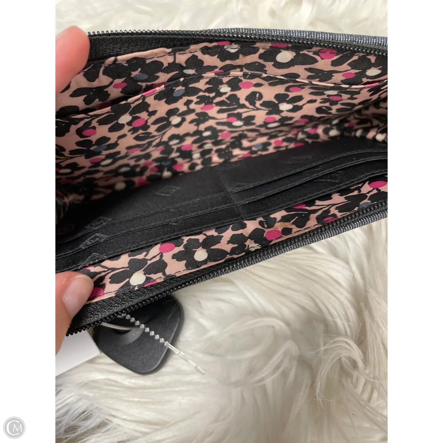 Wristlet By Vera Bradley, Size: Large