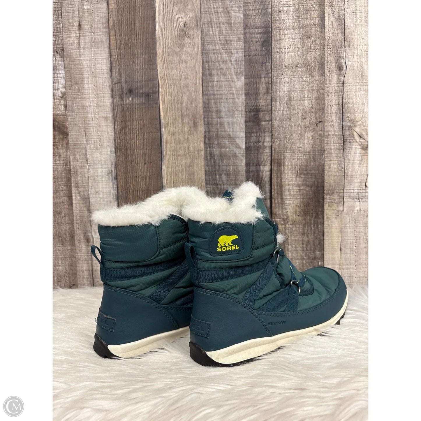 Boots Ankle Flats By Sorel In Green, Size: 8