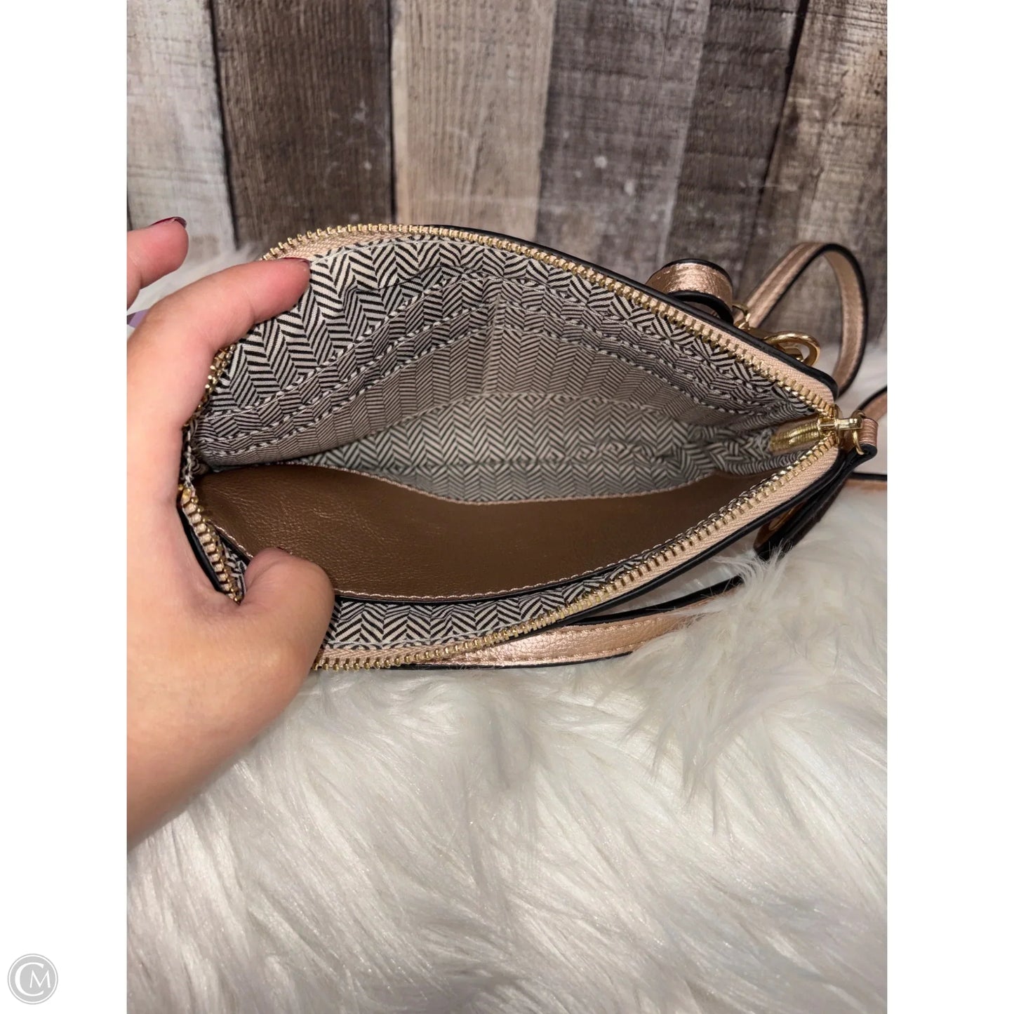 Crossbody By Cmf, Size: Small