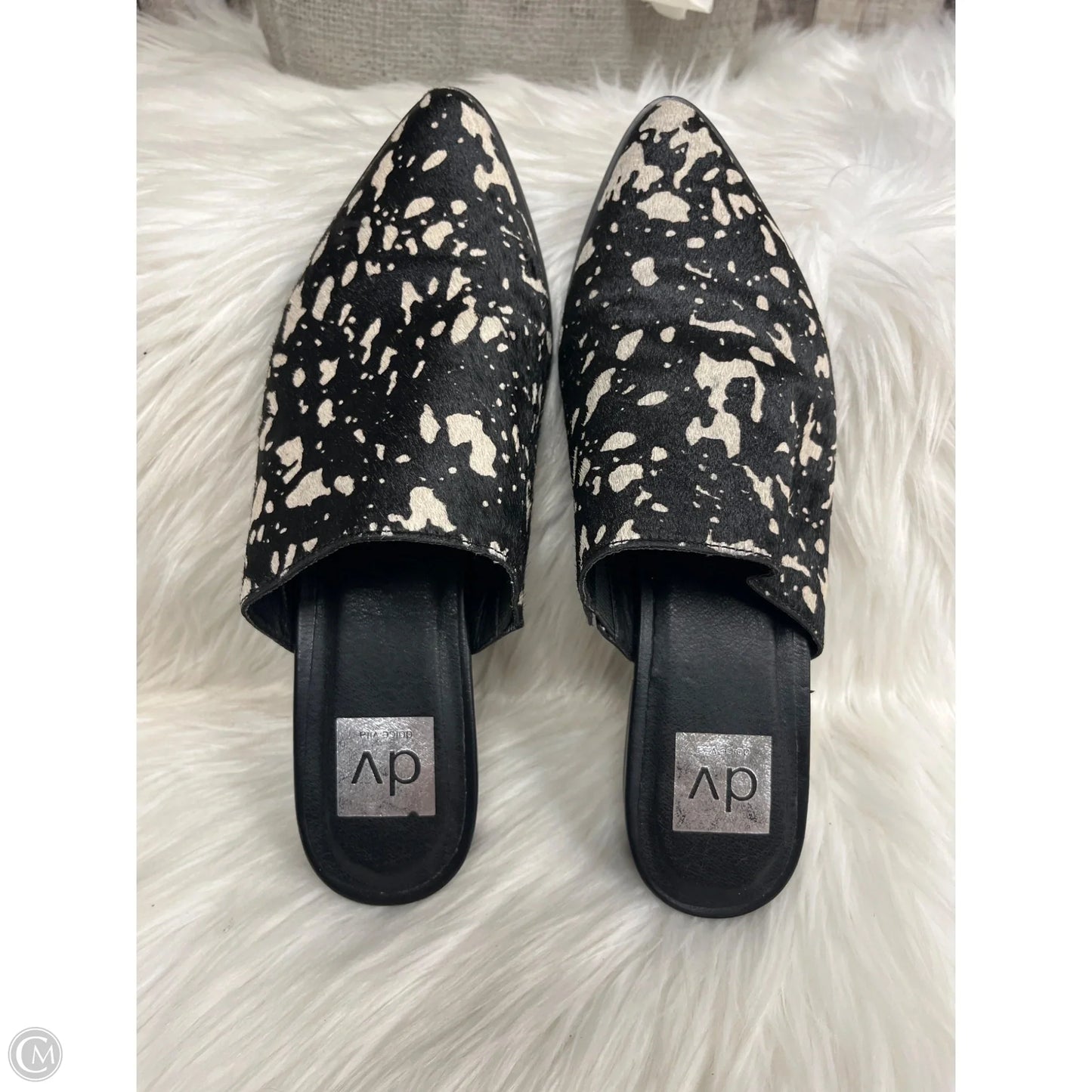 Shoes Flats By Dolce Vita In Black & White, Size: 8