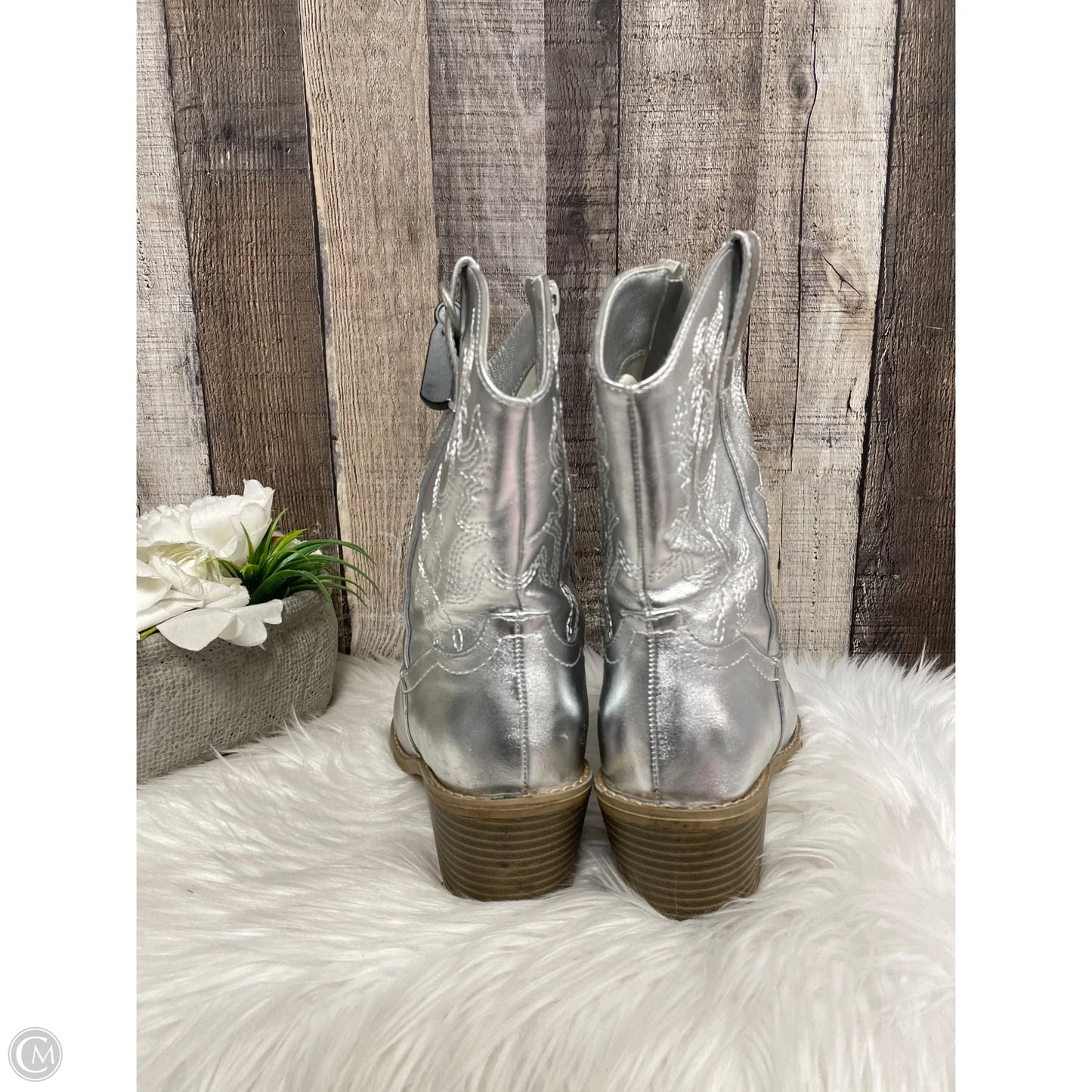 Boots Western By Dreamers In Silver, Size: 8.5