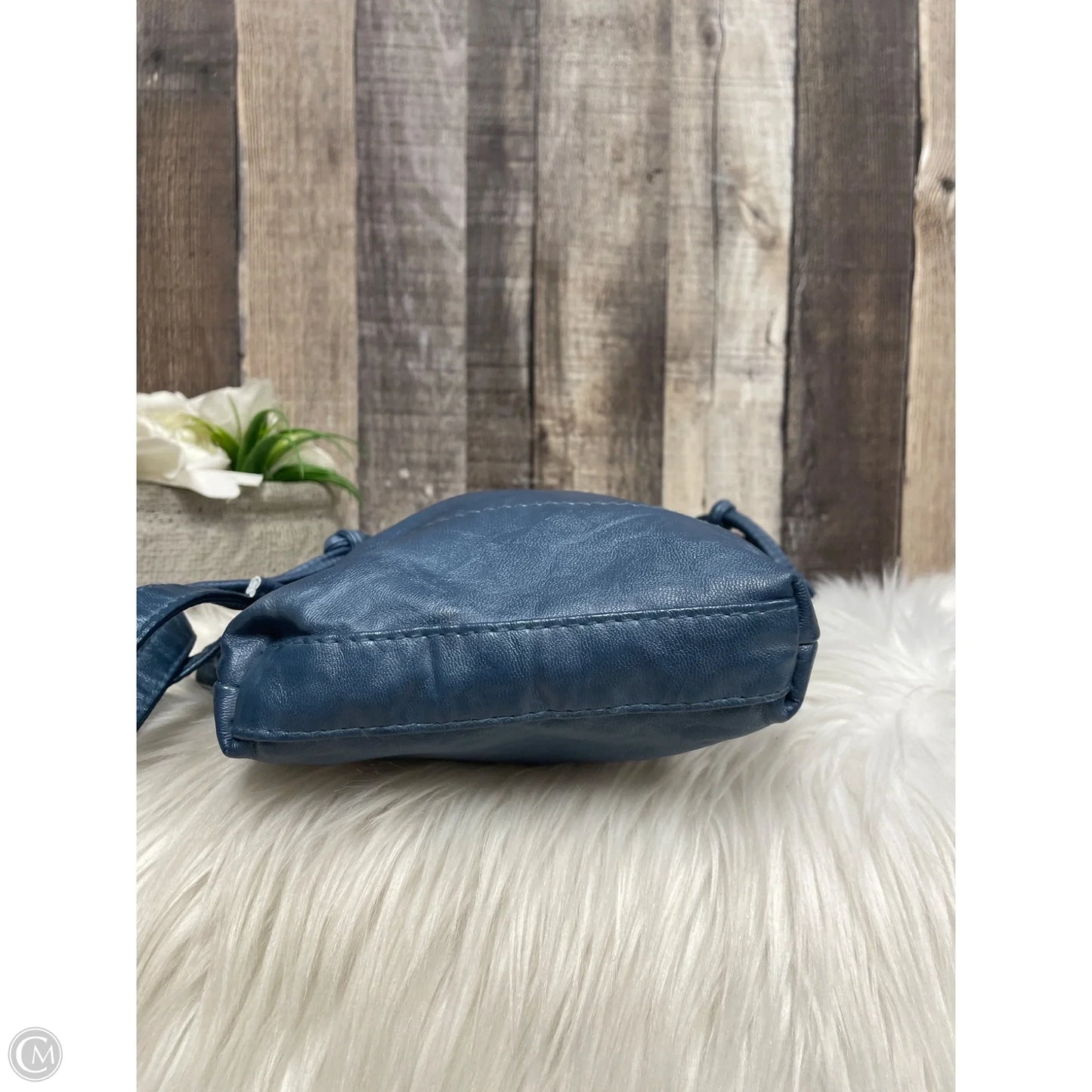 Crossbody By Stone Mountain, Size: Small