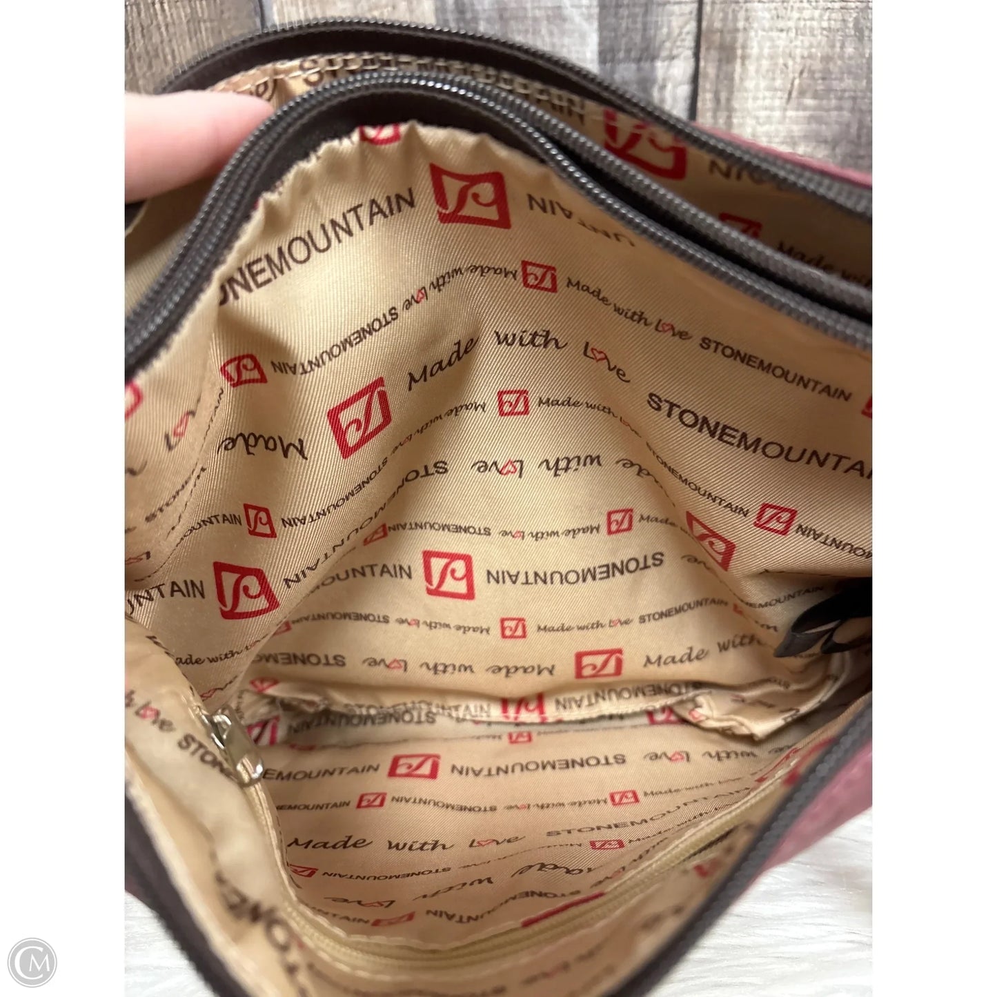 Crossbody By Stone Mountain, Size: Medium