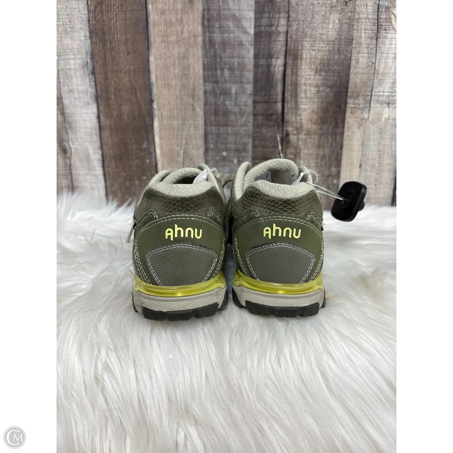 Shoes Hiking By Cmc In Green, Size: 8.5