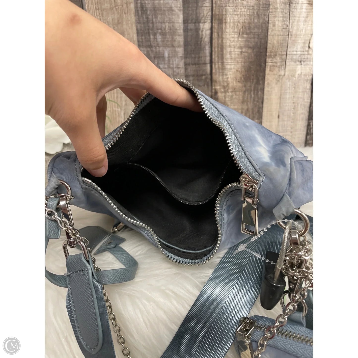 Crossbody By Cmf, Size: Small