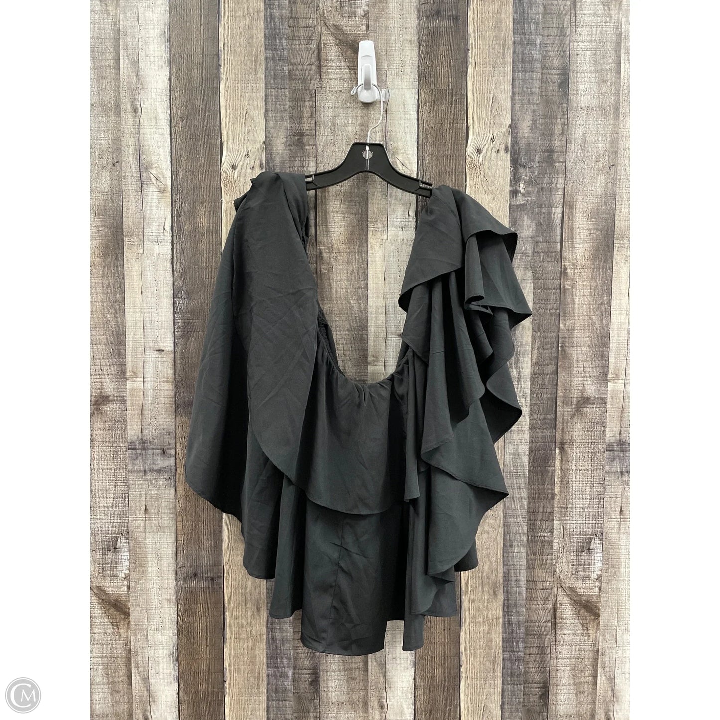 Top Short Sleeve By Boohoo Boutique In Black, Size: L