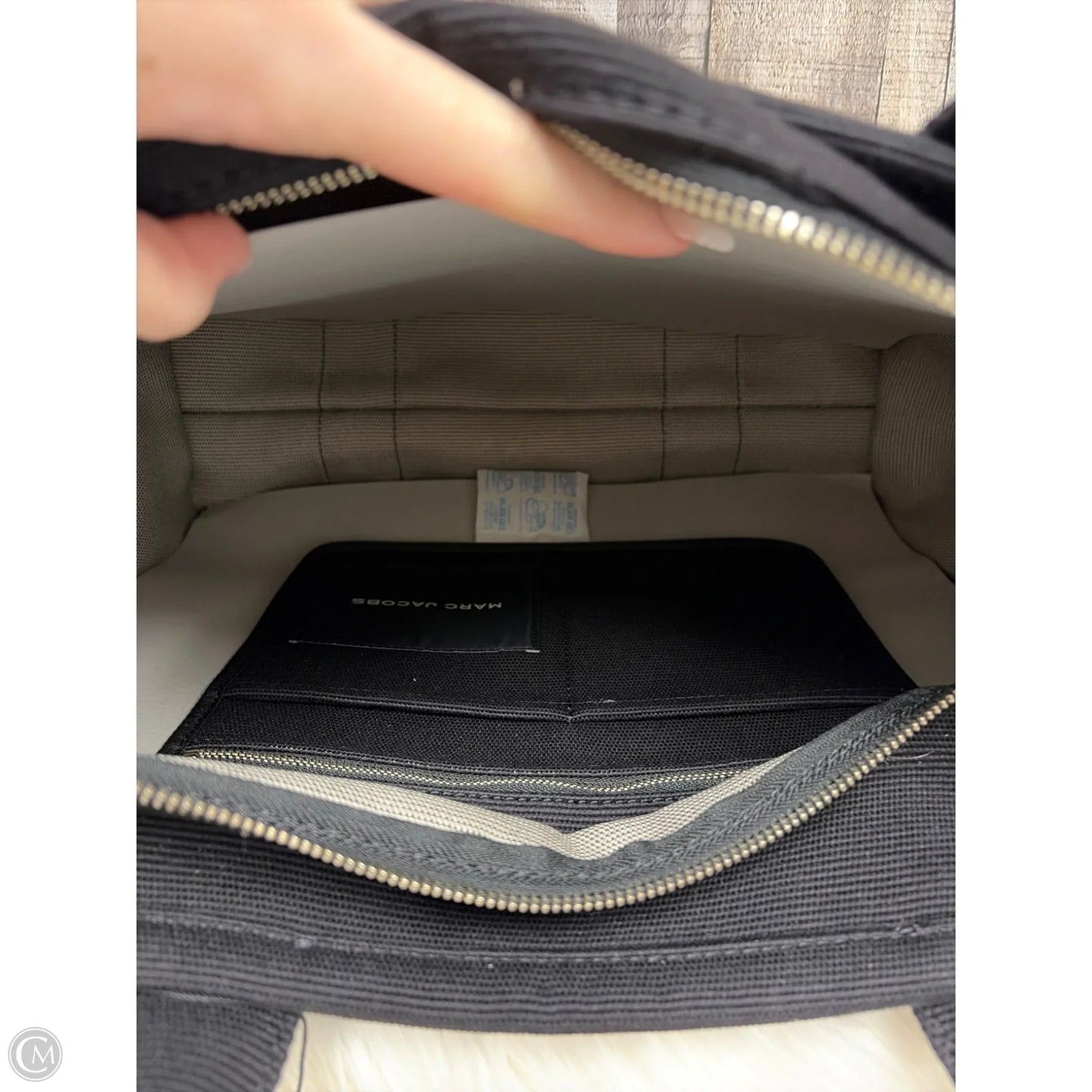 Tote Luxury Designer By Marc Jacobs, Size: Large