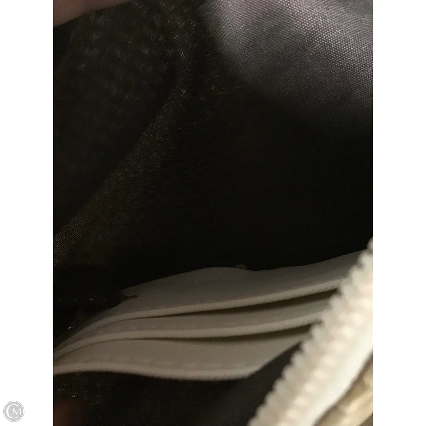 Wristlet By Clothes Mentor, Size: Medium