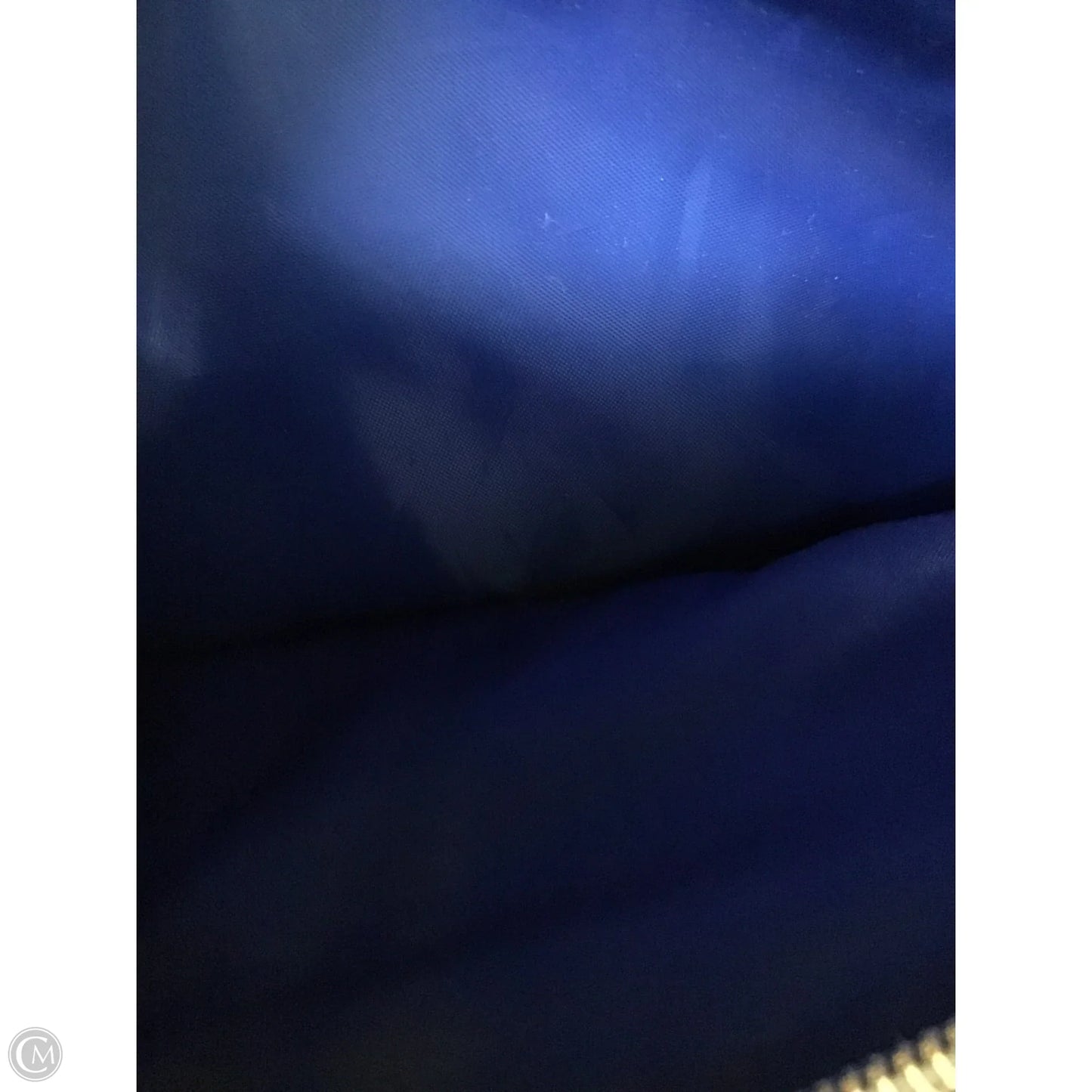 Makeup Bag By Clothes Mentor, Size: Medium