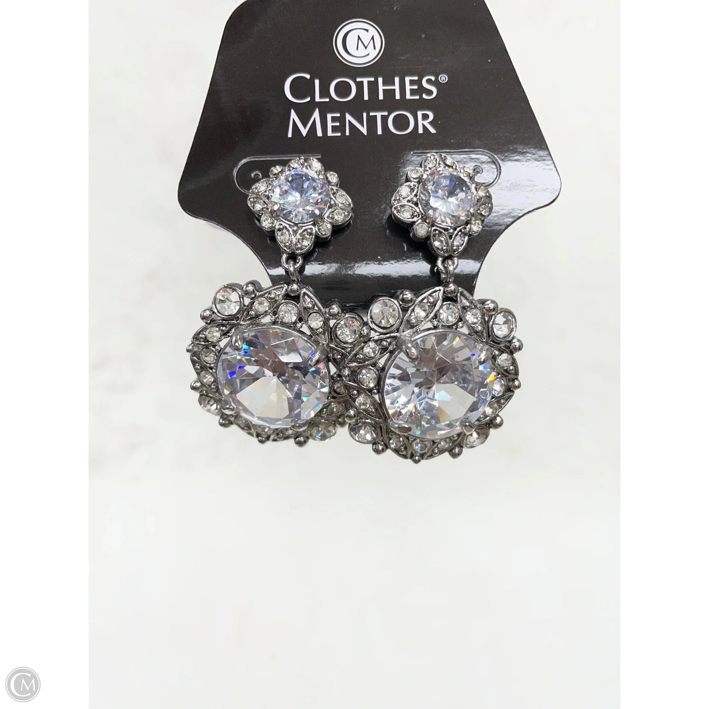 Earrings Dangle/drop By Clothes Mentor