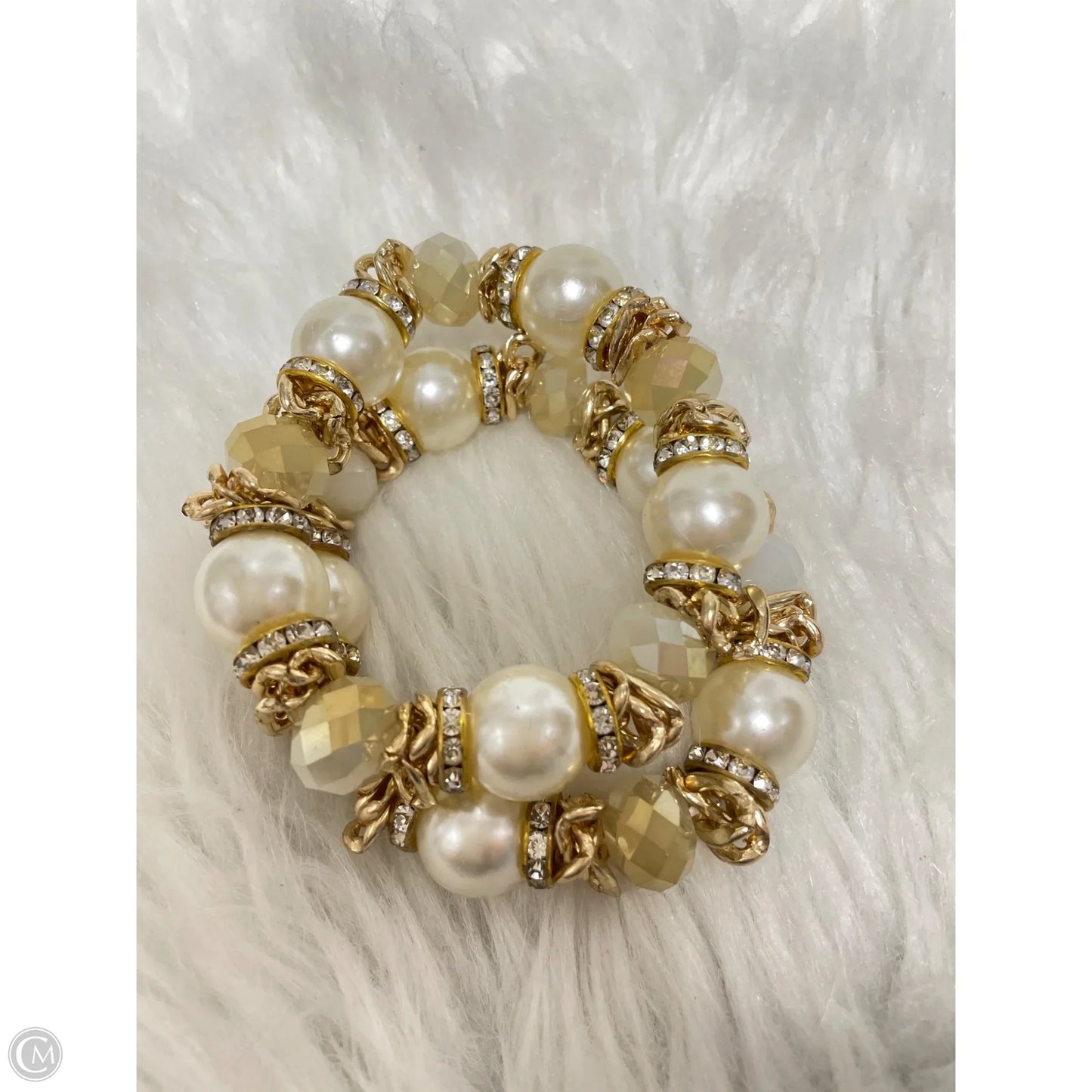 Bracelet Beaded By Clothes Mentor, Size: 02 Piece Set