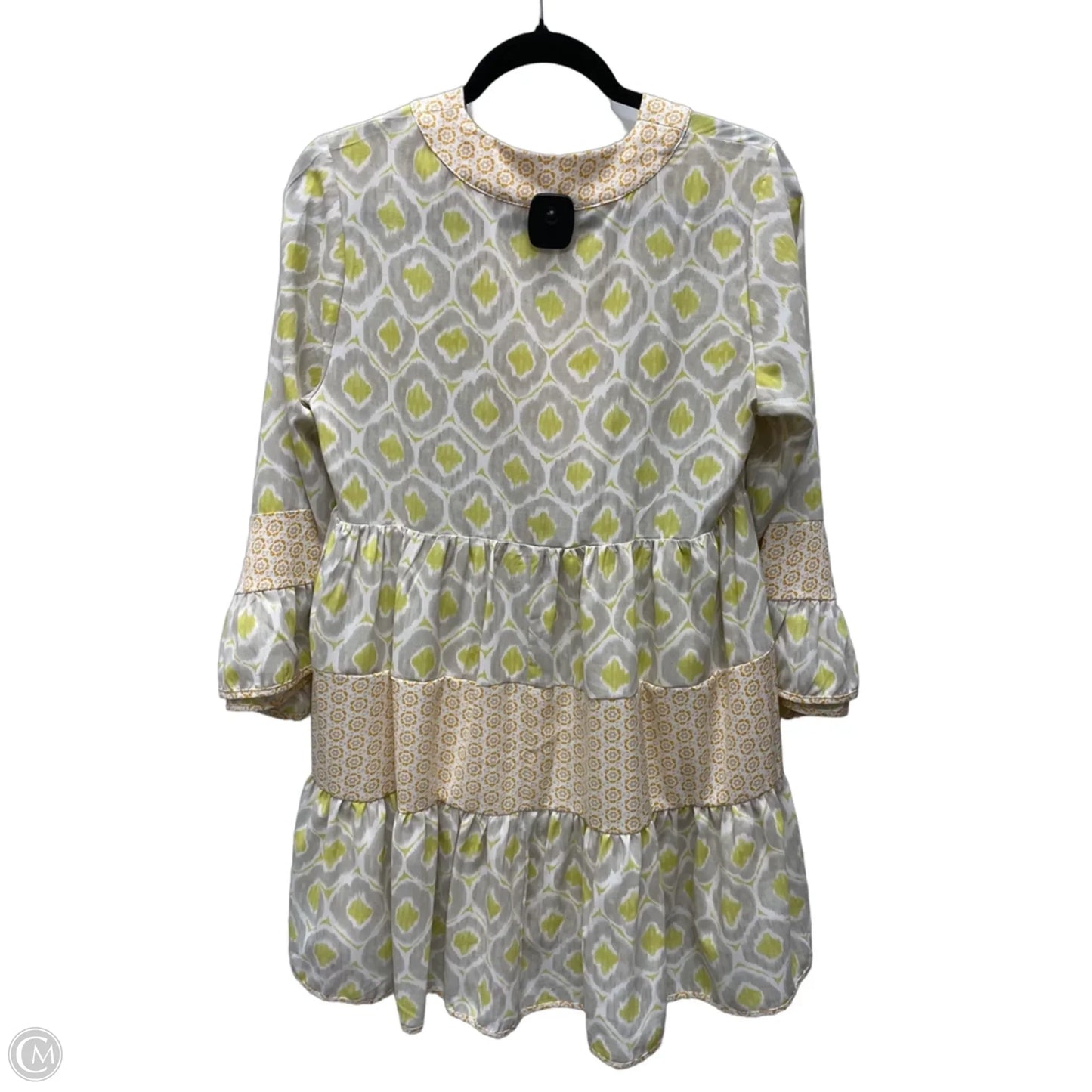 Dress Casual Short By Entro In Geometric Pattern, Size: S