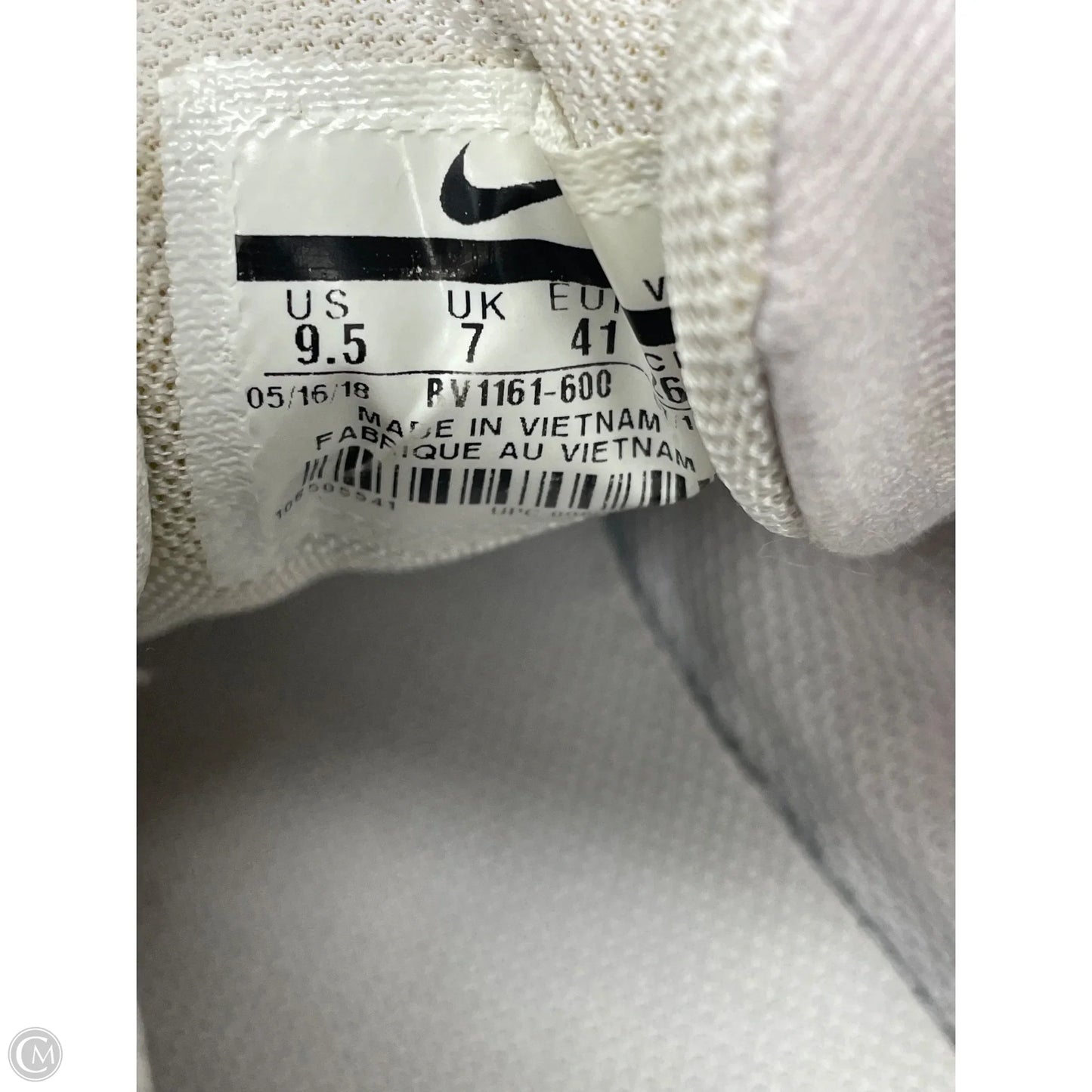 Shoes Athletic By Nike In Grey & Purple, Size: 9