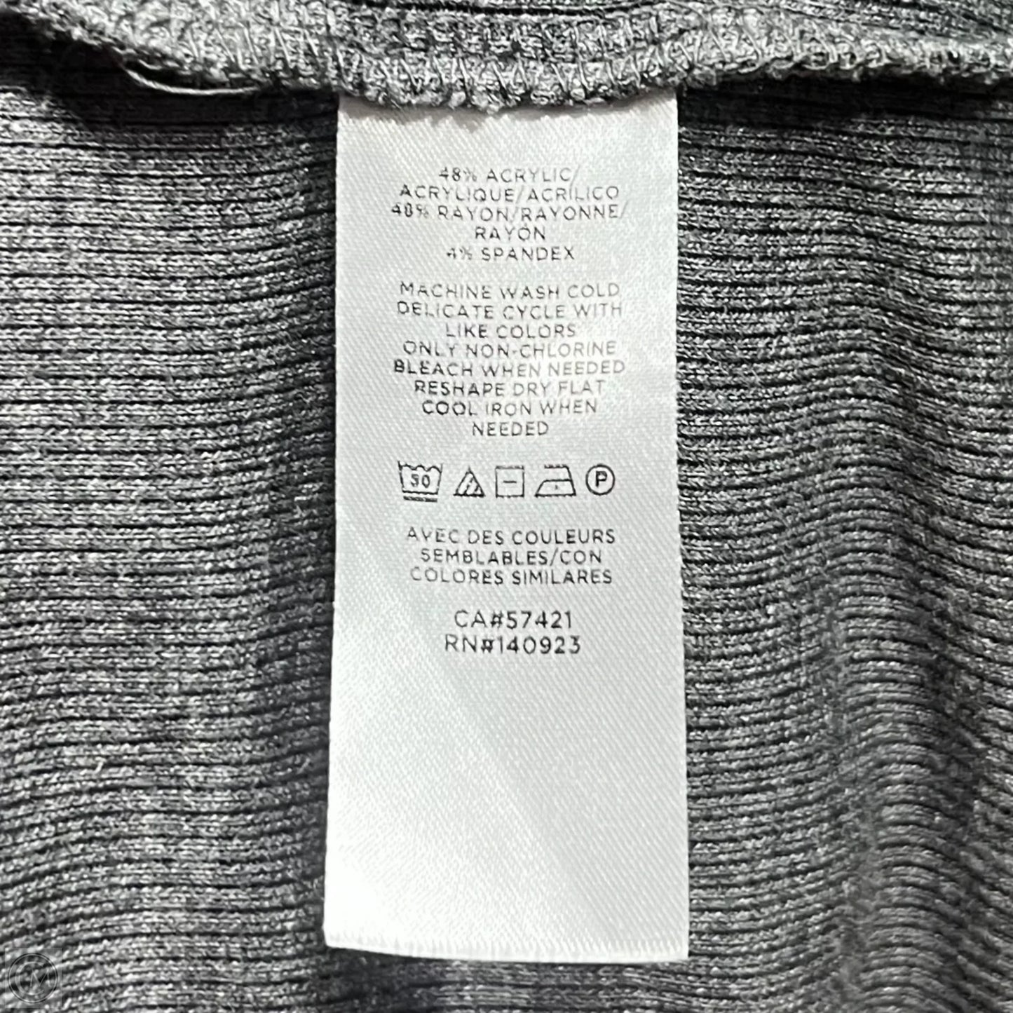 Top Long Sleeve By Lou And Grey In Grey, Size: Xl