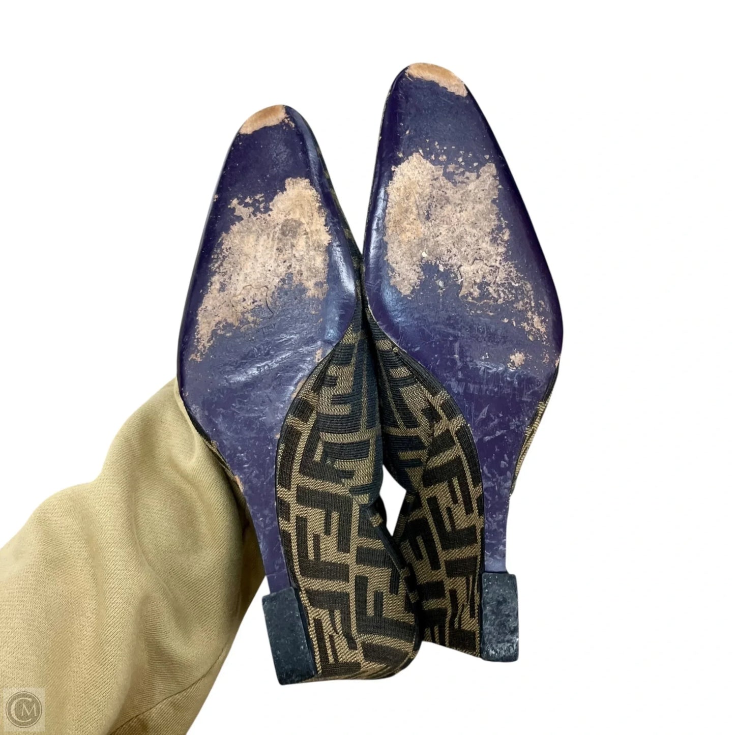 Shoes Luxury Designer By Fendi In Black & Brown, Size: 10