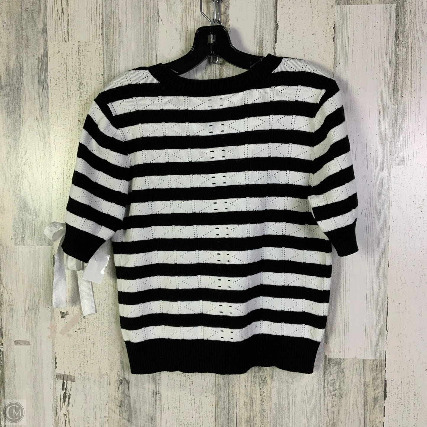 Top Short Sleeve By Cabi In Black & White, Size: M