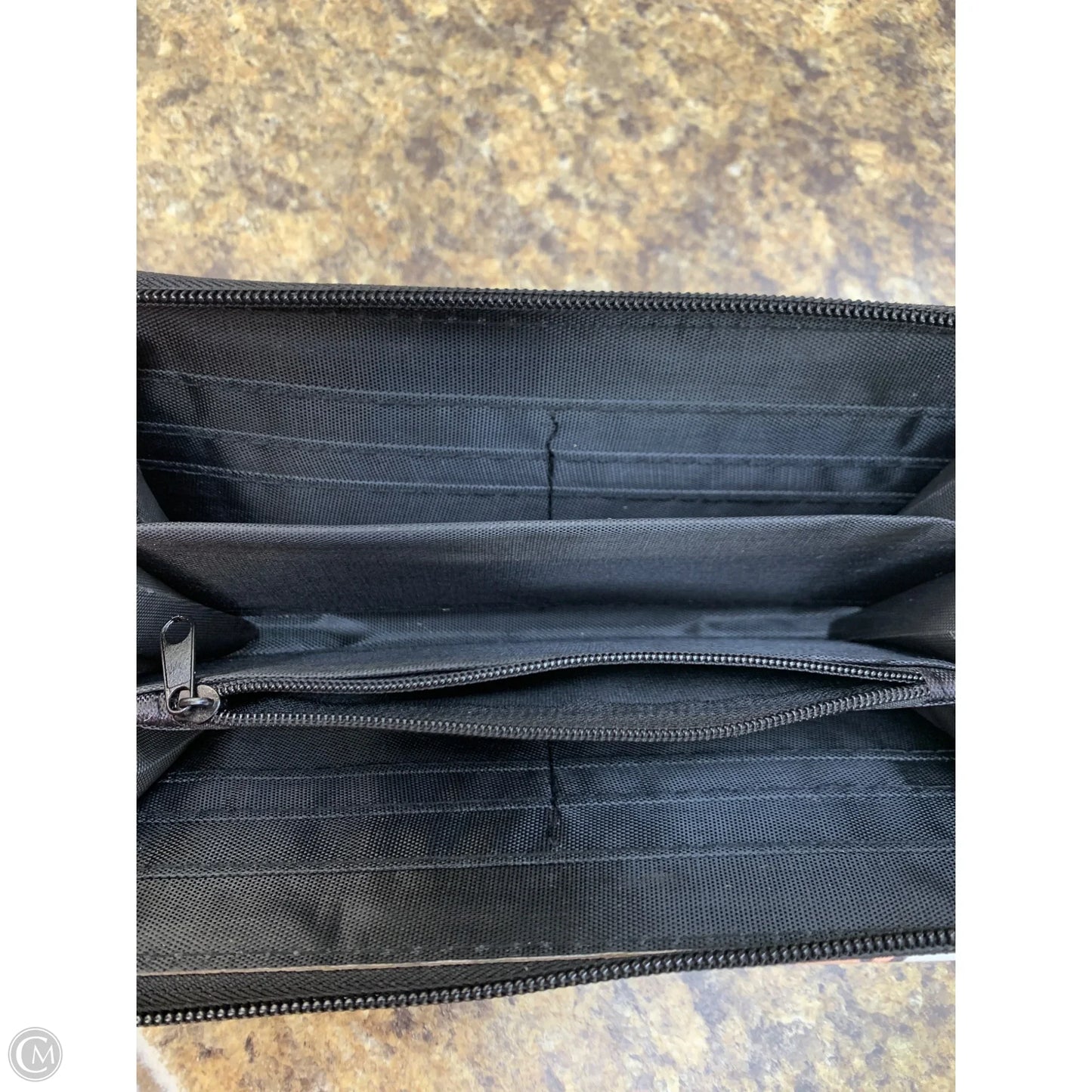 Wallet By Cmf, Size: Medium