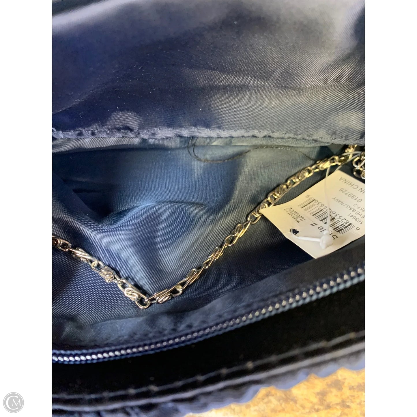 Clutch By Cmf, Size: Small