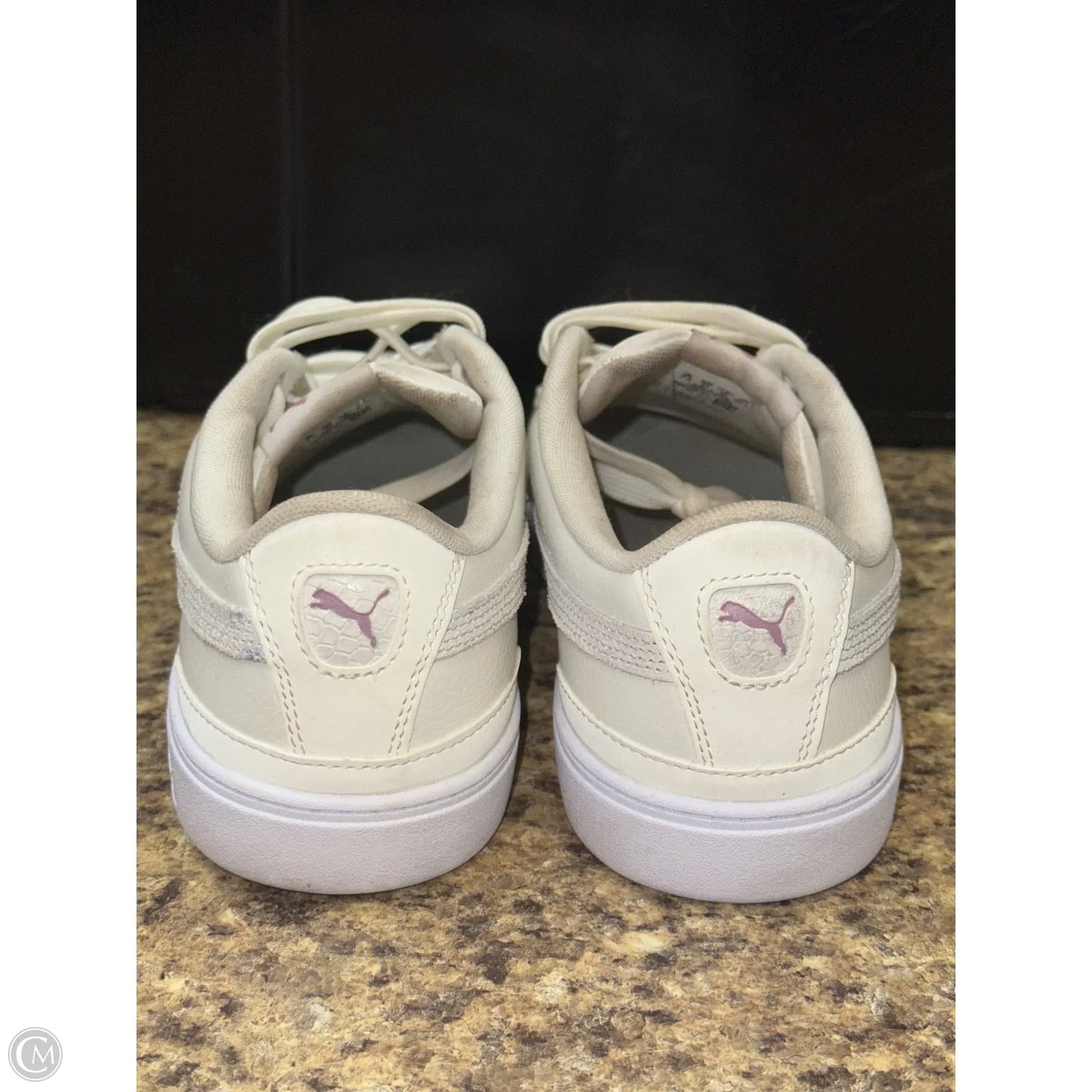 Shoes Athletic By Puma In White, Size: 11