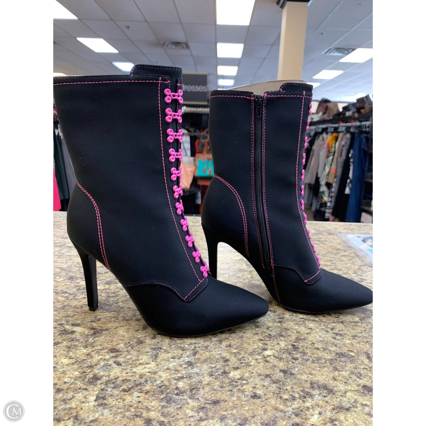 Boots Ankle Heels By Cmf In Black & Pink, Size: 9