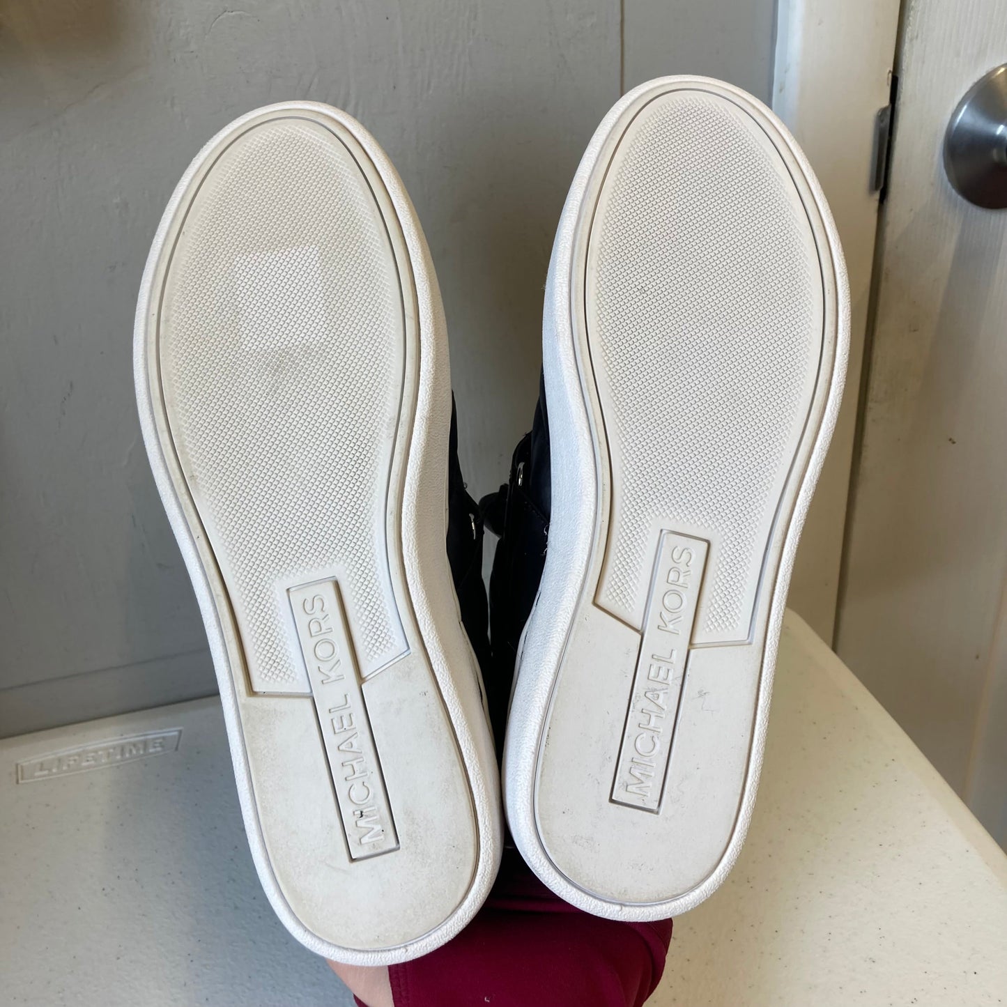 Shoes Designer By Michael Kors In Black, Size:6