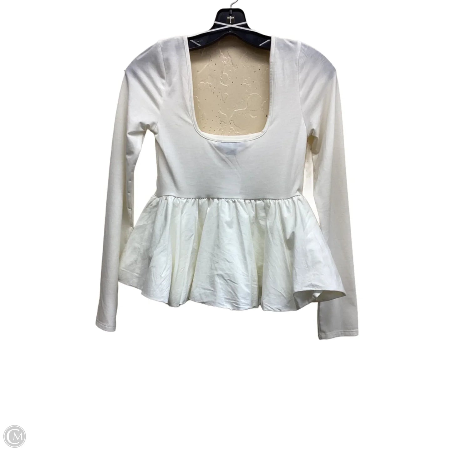 Top Long Sleeve By Silence And Noise In White, Size: S