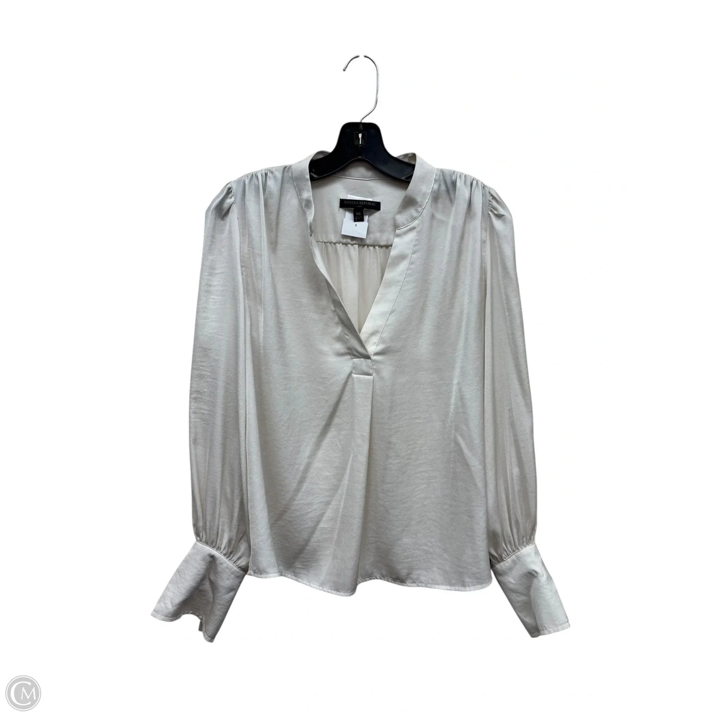 Top Long Sleeve By Banana Republic In Cream, Size: Xs