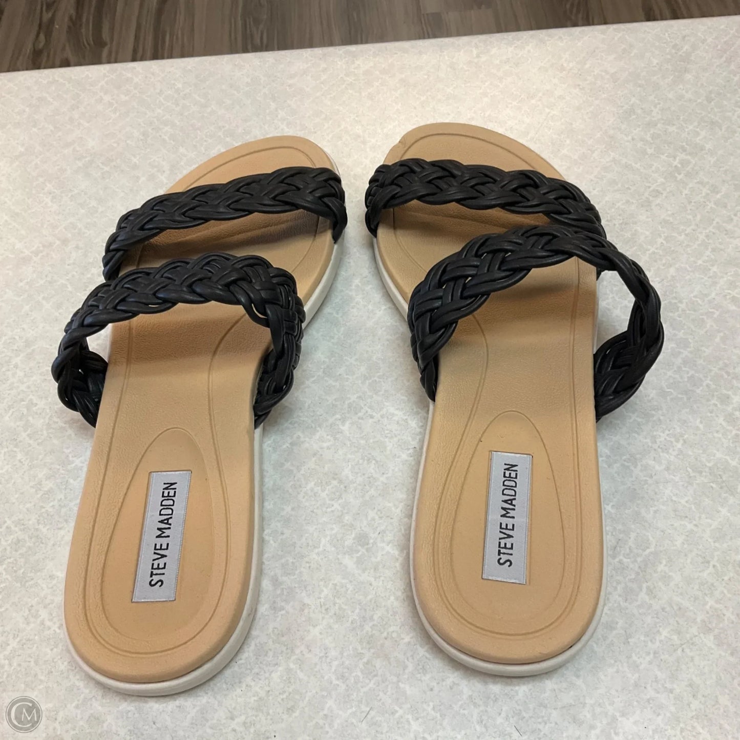 Sandals Flats By Steve Madden In Black, Size: 9