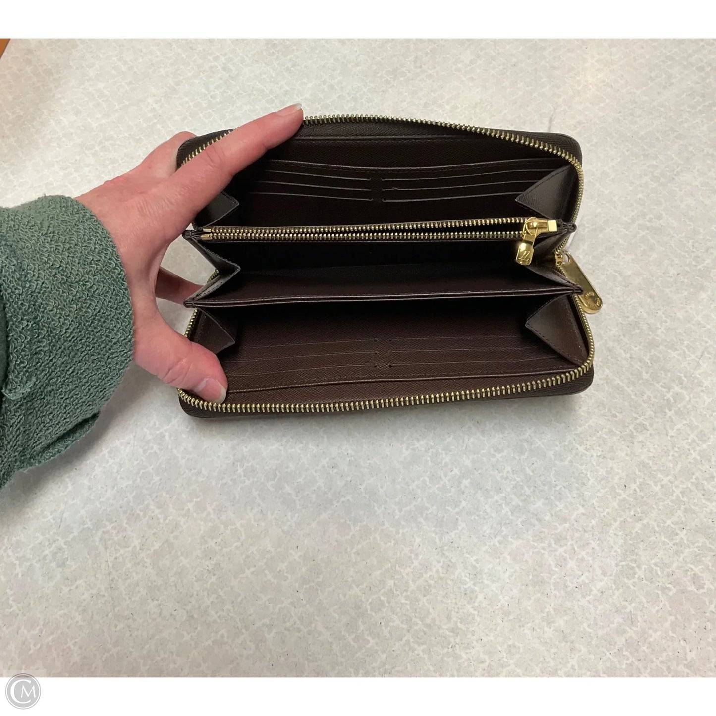 Wallet Luxury Designer By Louis Vuitton, Size: Large