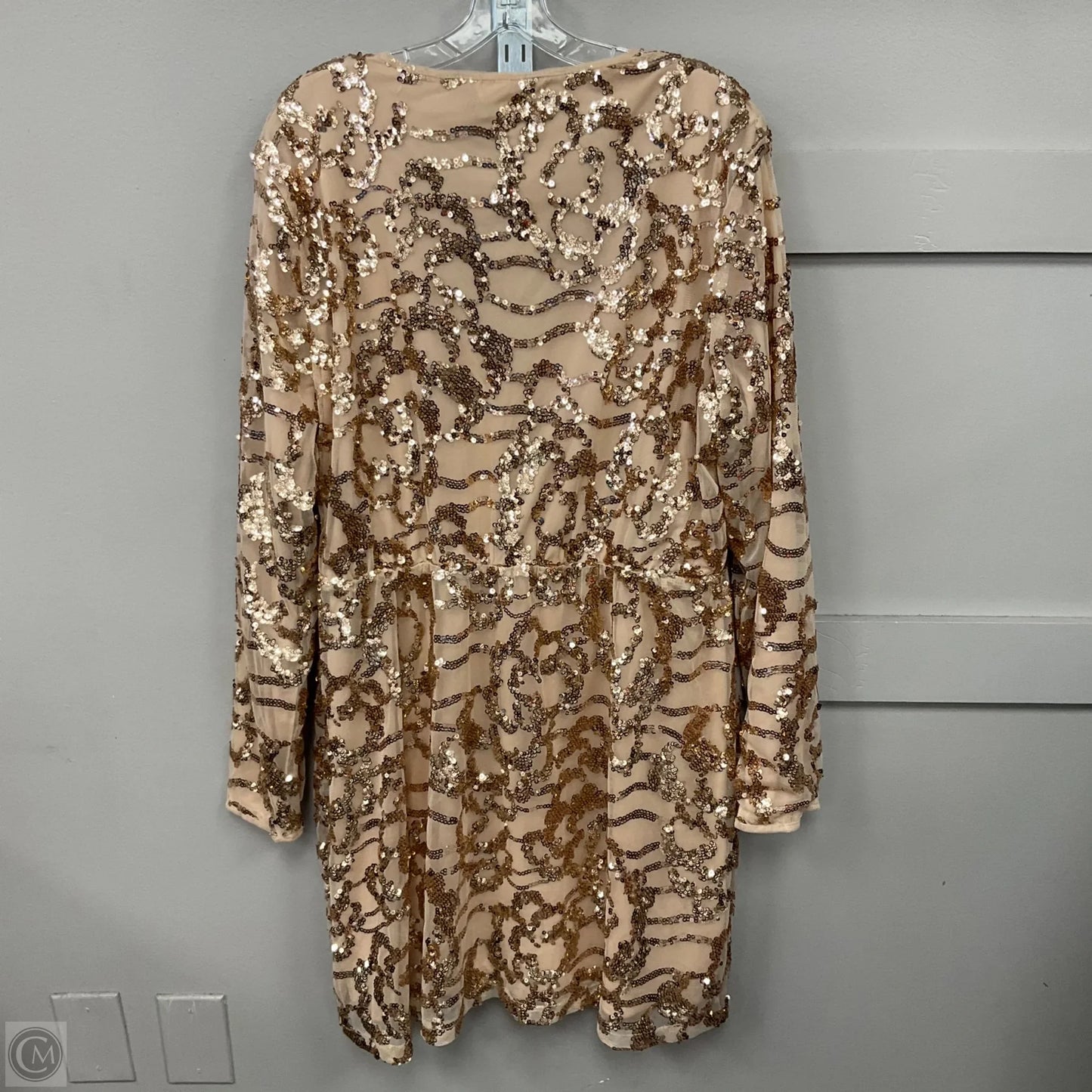 Dress Party Short By Boohoo Boutique In Beige, Size: 18